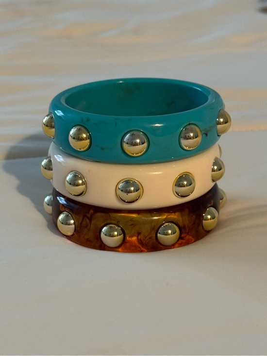 Jewelry - 3 Stackable Studded Resin Bangle Bracelet Set - Turquoise, White, Brown NWOT